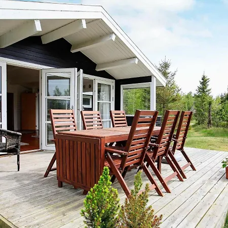 Three-bedroom Holiday In 57 Feriehus Ålbæk